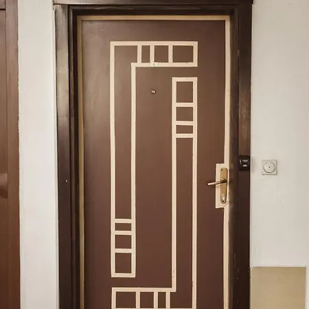 Apartment Studio5, Sa Parkingom, Centar Obrenovca