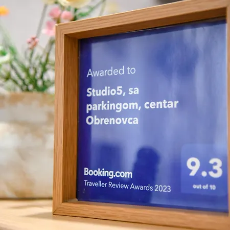 Apartman Studio5, Sa Parkingom, Centar Obrenovca